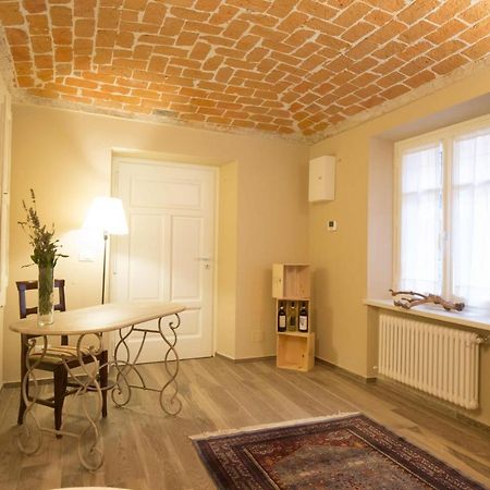 Dimora Della Rocca Bed & Breakfast Costigliole d'Asti Exterior foto