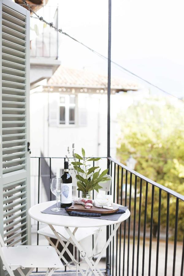Dimora Della Rocca Bed & Breakfast Costigliole d'Asti Exterior foto